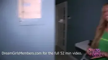 flashing,teen,dreamgirls,private-video,pussy-flash