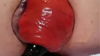 amateur,bizarre,wrecked-ass,closeup,prolapse