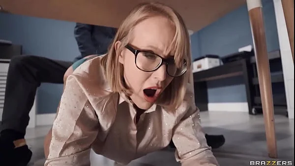 blowjob,glasses,facial,one-on-one,medium-ass