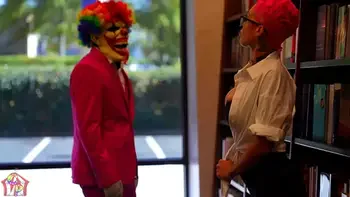 ebony,sucking,public,public-sex,clowns