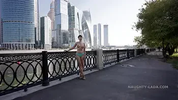 nude-in-public,street,public,lingerie,exhibit