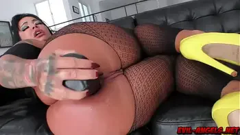 ass,milf,facesitting,evilangel,latina