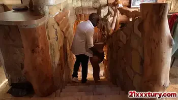 babe,anal,shaved-pussy,anal-sex,interracial