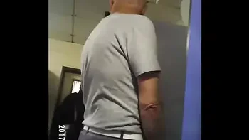 public,cruising,big-dick,big-cock,dotadao