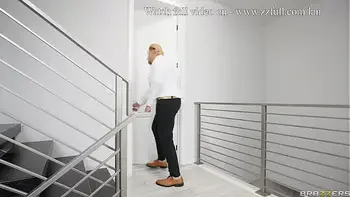 bedroom,tattoo,masturbation,face-fuck,asian