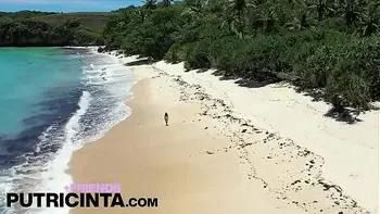 big-ass,tiny-tits,indonesian,pussy,tiny-tit