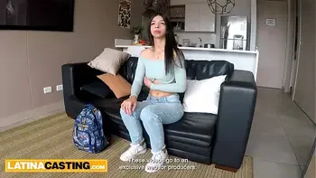 calzon-de-lado,latina,brunette,doggystyle,big-dick