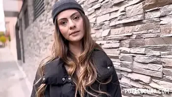 sujetador-apretado,culona,tatuada,tetona,pilladas