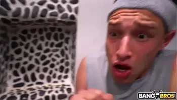 blonde,white-skin,milf,facial-cumshot,vaginal-creampies