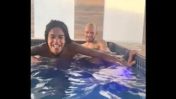 gostosa,na-agua,amador,sexy,novinha