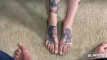 big-tits,big-boobs,bts,tattoos,tattooed