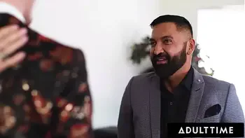 bisexual-threesome,reality,secretary,group,mmf