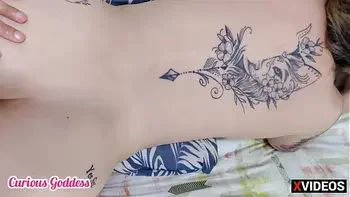 fuck,dildo,toy,big-butt,hairy