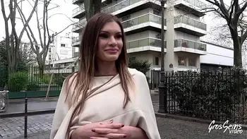 gros-seins,milf,slim,bigtits,slut