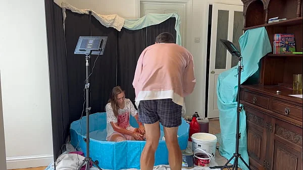 milf,brunette,behind-the-scenes-bts