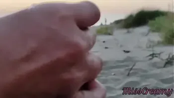 beach-masturbation,nude-beach,hot-teacher,wife-sharing,beach-nudity