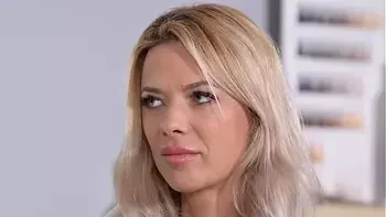 fingers,bra,cum-swap,handjob,cum-in-mouth