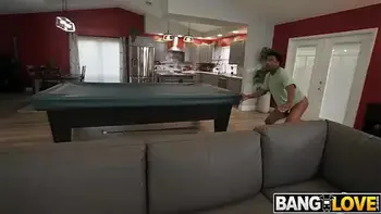 riding,doggystyle,cow-girl,big-ass,brunette