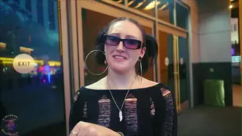 interracial,blowjobs,shaved-pussy,blowjob,clowns