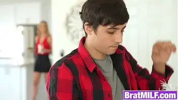 stepmom-and-stepson,milf-fuck,taboo,milf-sex,petite