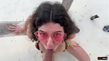public-beach,piss,POV,outdoor,piss-on-face