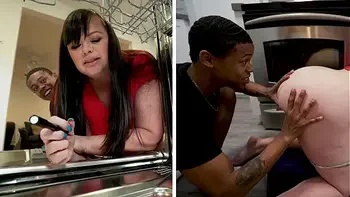 gostosa,stepmom,niche-parade,rimjob,cougar