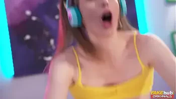 facial,deep-throat,bowjob,bald-pussy,big-dick