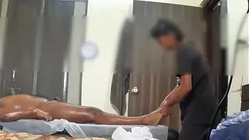 massage,hiddencam,spa