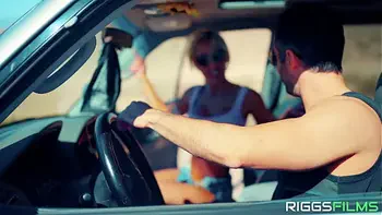 handjob,athetic-body,fit-body,outdoor,pornstar