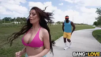 interracial,doggystyle,brunette,amateur,big-cock