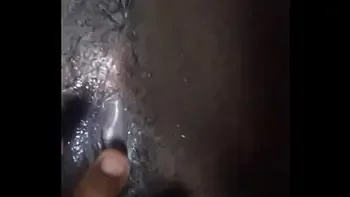 cona,picando-dedo,buceta-da-novinha,masturbando