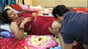 hotwife,photo-shoot,mature-woman,only-women,blowjob