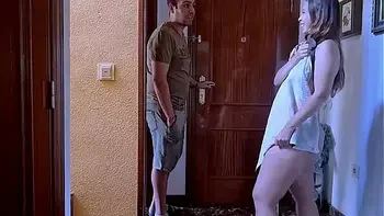 housewife,riding,big-ass,big-cock,pizza-delivery