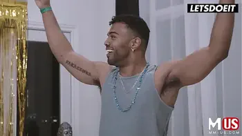 brunette,hardcore,sexy,cock-sucking,interracial