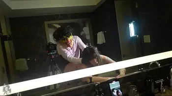 clown-porn,big-ass,huge-ass,gibby,blowjob