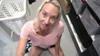 deep-throat,big-tits,massive-tits,sniff-fetish,curvy