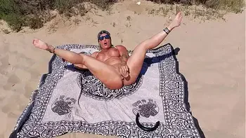 anal,new,only-women,mature-woman,rimming