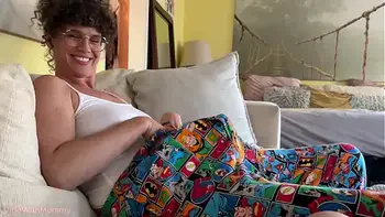 stepmom,fucking-my-stepmom,caught-masturbating,trans,big-butt