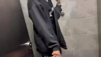 hot,sexy,real-gym,lesbians,homemade