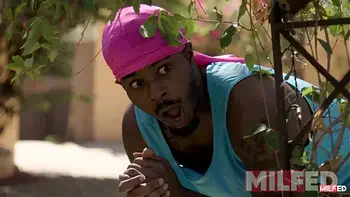 milf,curvey-eboney-girls,blonde,outdoor,interracial