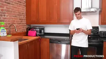 brunette,babe,canada