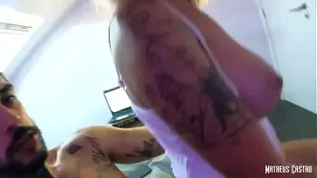 blowjob,amateur,pussy-fucking,sexy,brunette