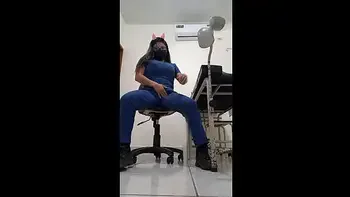 en-el-trabajo,orgasmos,petite-horny,hot-nurse,nurse-porn