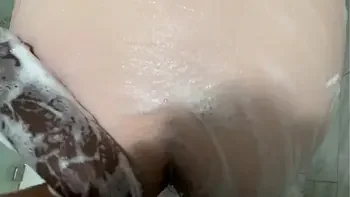 young,shower-sex,big-dick,black-cock,dont-fuck-my-ass