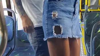 esfregar,public,bus,onibus,real-orgasm