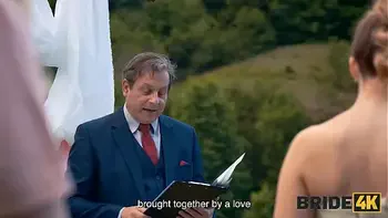 pet-play,weird,beauty,public,watching