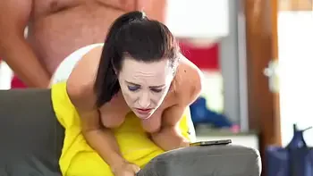 brunette,girl-next-door,doggystyle,babe,amateur