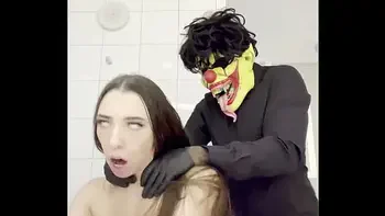 big-boobies,richh-des,clowns,mz-dani,public