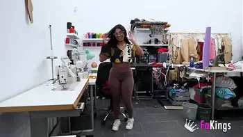 blowjob,brunette,amateur,couple,cute