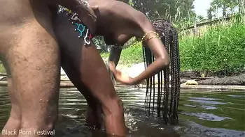 perfect-ass,skinny,small-ass,outdoor,skinny-body